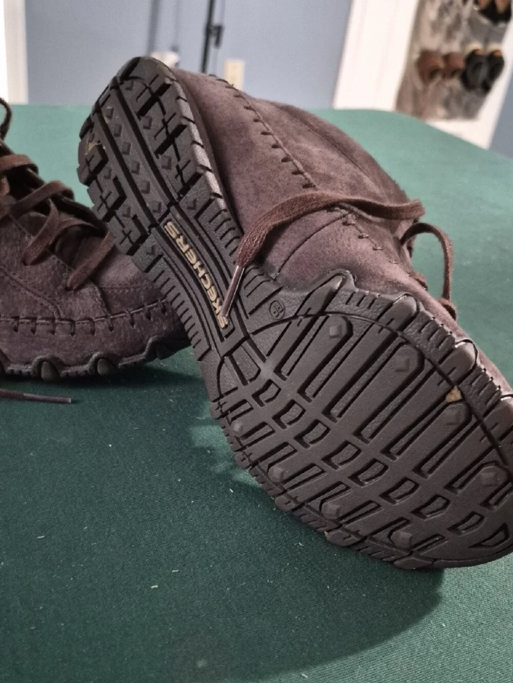 Skechers soft suede